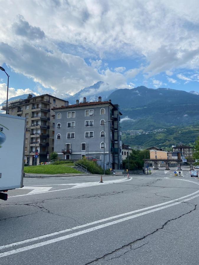 Apartament Amelie Aosta Zewnętrze zdjęcie